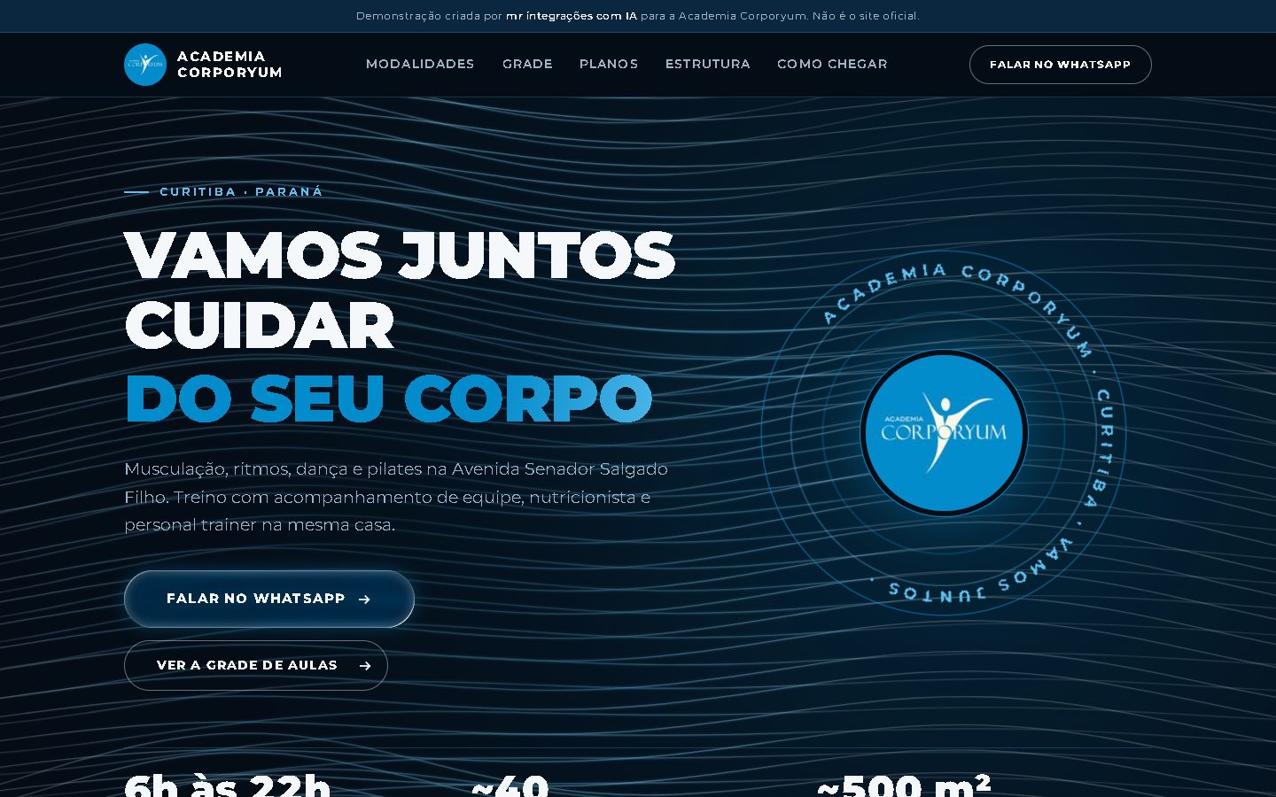 Modelo de site Academia Corporyum no computador, em azul, com o título Vamos juntos cuidar do seu corpo.